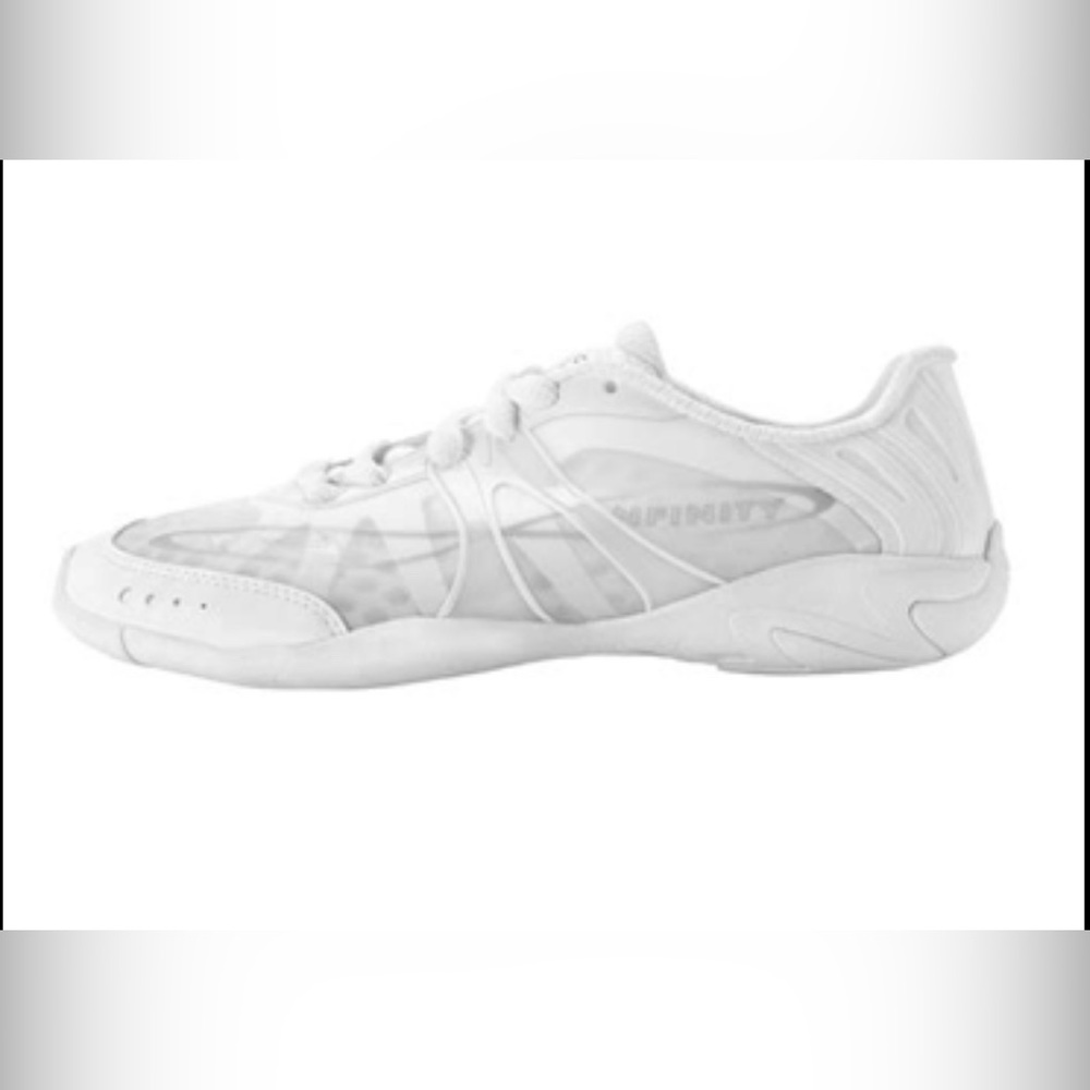 Infinity used cheer shoe